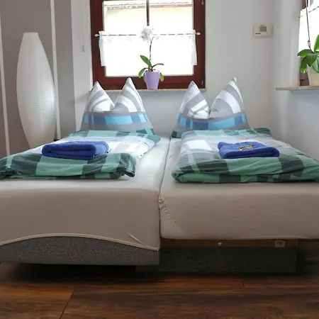 Storchennest Бад-Либенштайн